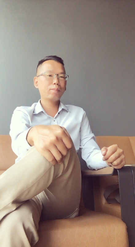 LI的第一张照片--台中交友中心