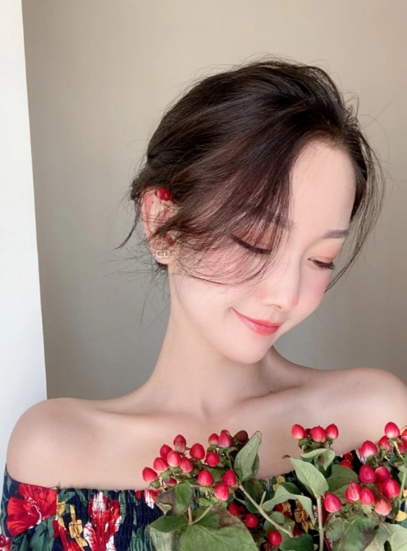 小诗vanessa的第二张照片--台中交友中心