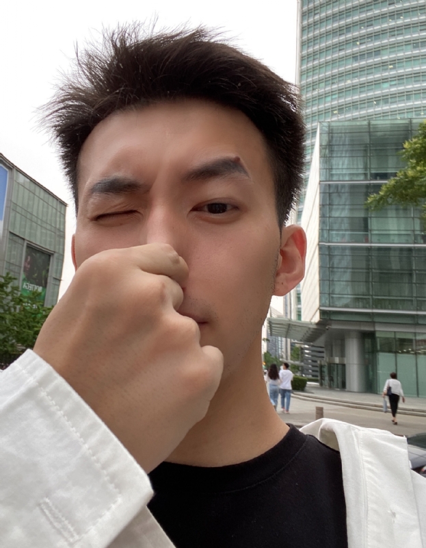 绝世大冤种的第四张照片--台中交友中心