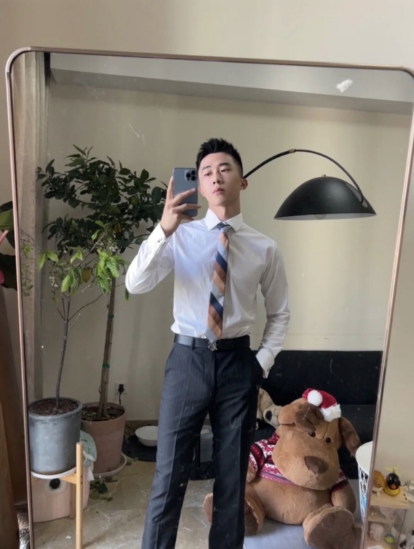 张浩的第一张照片--台中交友中心