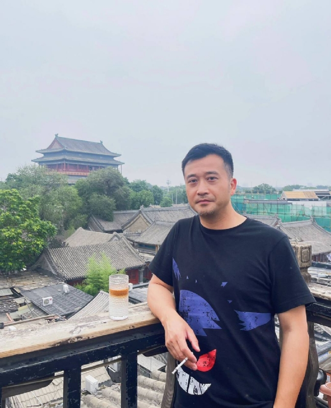 生而为人的第二张照片--台中交友中心