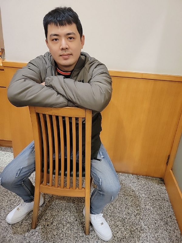 丁丁的第一张照片--台中交友中心