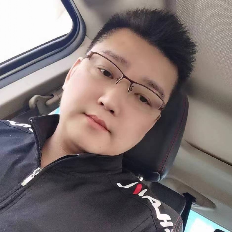 元霸天的第一张照片--台中交友中心